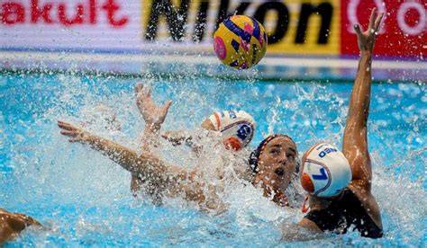 La selección española femenina de waterpolo subcampeona del mundo