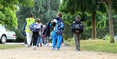 Charnay Lès Mâcon Enfance Un Service De Pédibus Sur Pied