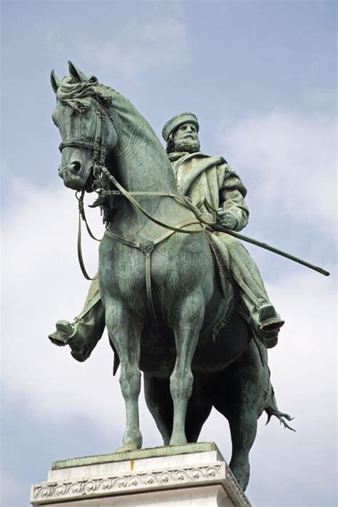 Memoriale Di Garibaldi Di Milano Immagine Stock Immagine Di Italia