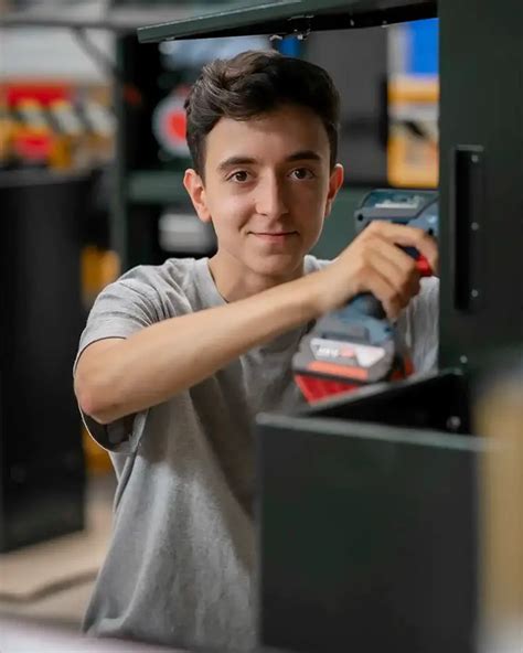 Arbeiten bei ERA - ERA Elektrotechnik Ramsauer GmbH