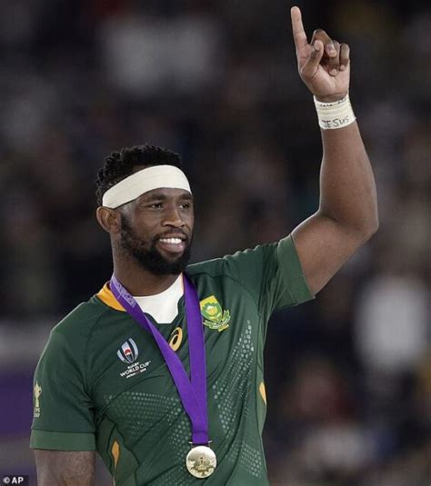 Siya Kolisi Biography Wife Net Worth House Age Salary Story