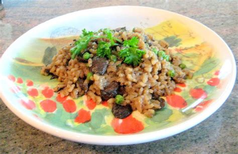 Equal Opportunity Kitchen: Mushroom Risotto with Peas