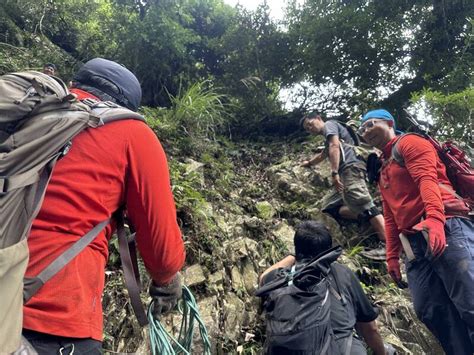 2山友攀登八仙山下山迷路 受困峭壁一夜獲救 社會 自由時報電子報