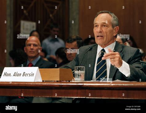 Alan Bersin Hi Res Stock Photography And Images Alamy