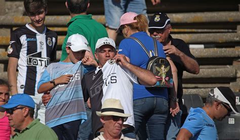 Real Balomp Dica Linense C Rdoba Cf Fotos De La Afici N Durante El