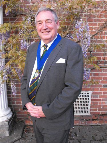 New Town Mayor For 20192020 East Grinstead Town Council