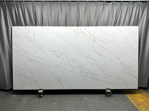 Artificial Engineered Calacatta White Gold Vein Marble Looks Quartz