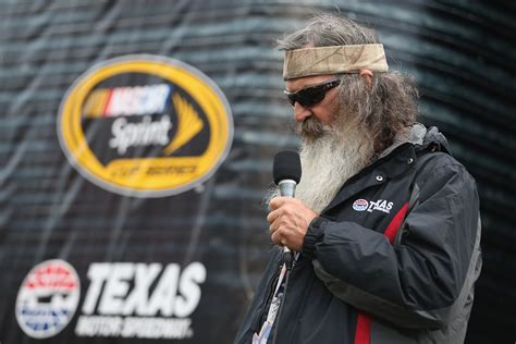 The surprising answer to exactly how old is phil robertson now 1