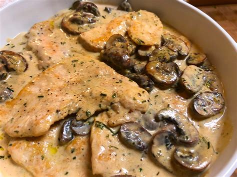 Turkey Breast Cutlets In Creamy Mushroom Sauce Oh Snap Let S Eat