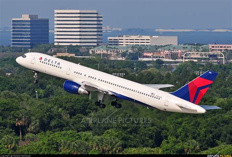 N616dl Delta Air Lines Boeing 757 200 At Tampa Intl Photo Id 232605