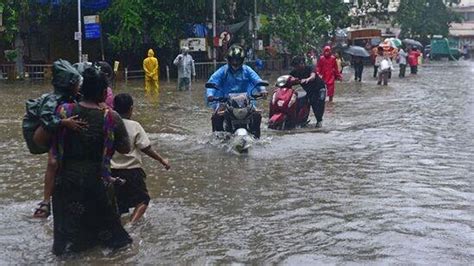 ‘heavy Rain Warning For Telangana Helpline Numbers Are Issued Indtoday