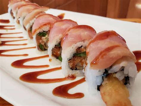 Best Pink Lady Roll Restaurants In Eureka Doordash