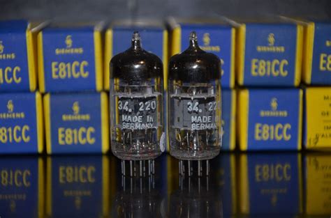 Siemens Halske E81CC ECC801S 6201 ECC81 12AT7 NOS Triple Mica West