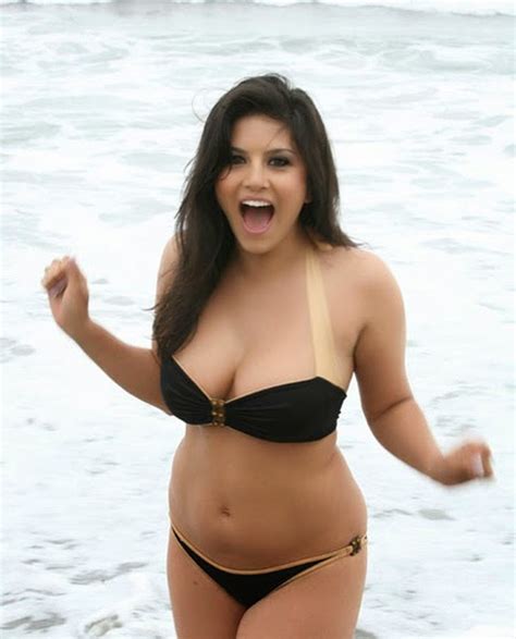 HD Pics Hot Naked Indian Pornstar Sunny Leone