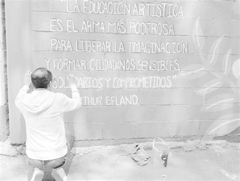 Crean Mural En La Cdmx Con Derivados De Colillas De Cigarro Para