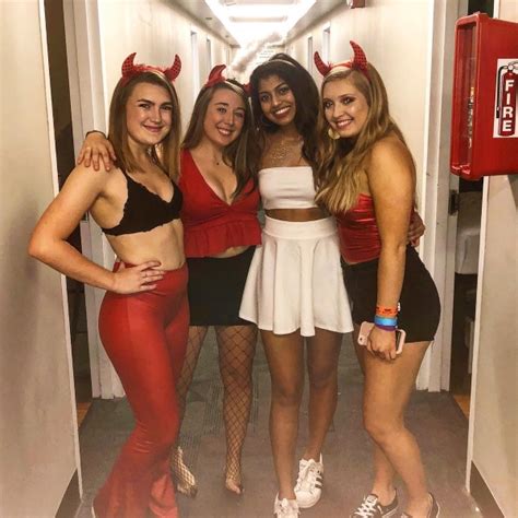 Diy Devil Costume Womens Selena Dortch