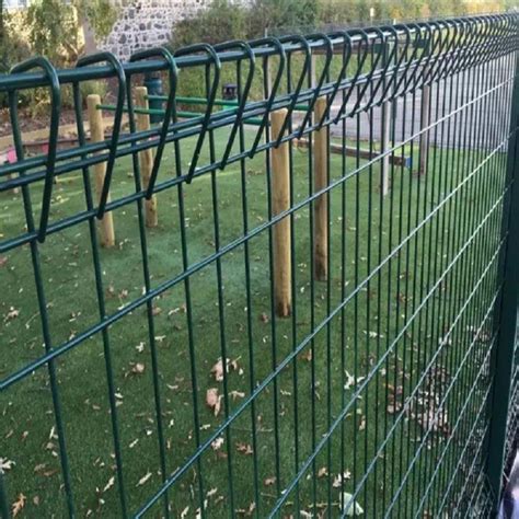 Roll Top Triangle Bending BRC Fence Welded Wire Mesh Garden Fence BRC