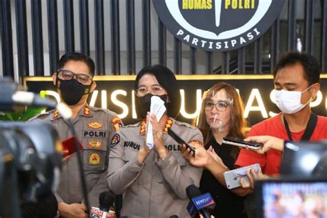 Tampil Cantik Begini Penampakan Kombes Pol Nurul Azizah Sebagai Jubir