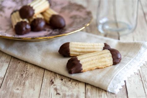 Viennese Fingers - traybakes & more