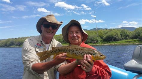 The Complete Fly Fisher - Fly fishing Lodge | Fly dreamers directory