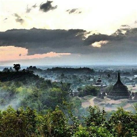 Mrauk U Located In The Western Part Of Myanamar Is One Of The Best