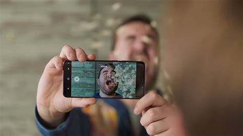 Show Your Slow Mo With Samsung S And S S Super Slow Mo Of The Day