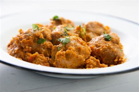 Premium Photo Pork Meatballs With Homemade Tomato Sauce