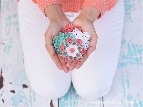 Tropical Flower Hair Clip Free Crochet Pattern Tutorial Crochet