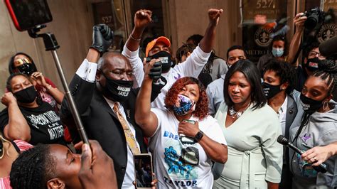 Breonna Taylor Settlement One Of Largest Ever For Black Victim Of