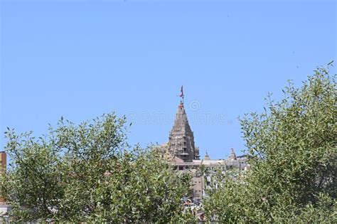 Dwarkadhish Temple, Dwarka, Gujarat, India. Editorial Stock Photo ...