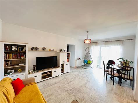 De Vanzare Apartament Cu 2 Camere Balcon Si Loc De Parcare Situat In