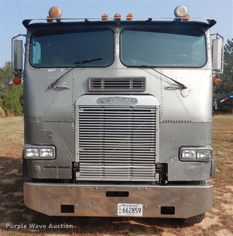 1986 Freightliner Flt Semi Truck In Coldwater Ks Item Ho9151 Sold