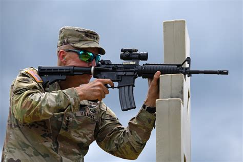 Fort Pickett Hosts Guard Chief for Weapons Qualification > National ...