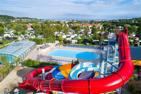 Camping Normandië 4 en 5 sterren met een waterpark Campings Luxury