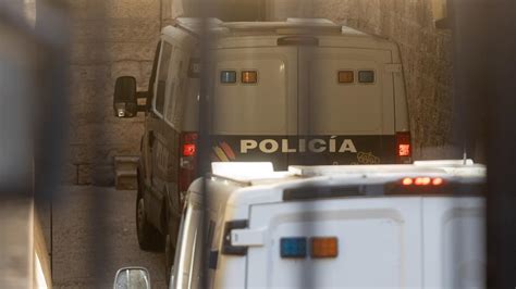 La Jueza Envía A Prisión A La Detenida Por El Crimen De Elche Y A Un