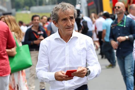 Alain Prost Et Sa Nouvelle Compagne Archives Médias Célèbres