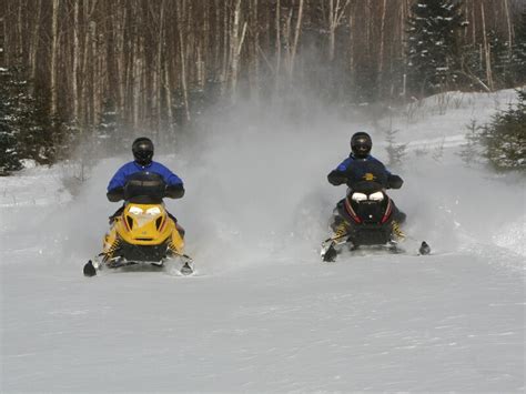 Snowmobiling | Maine's Lakes and Mountains Regions