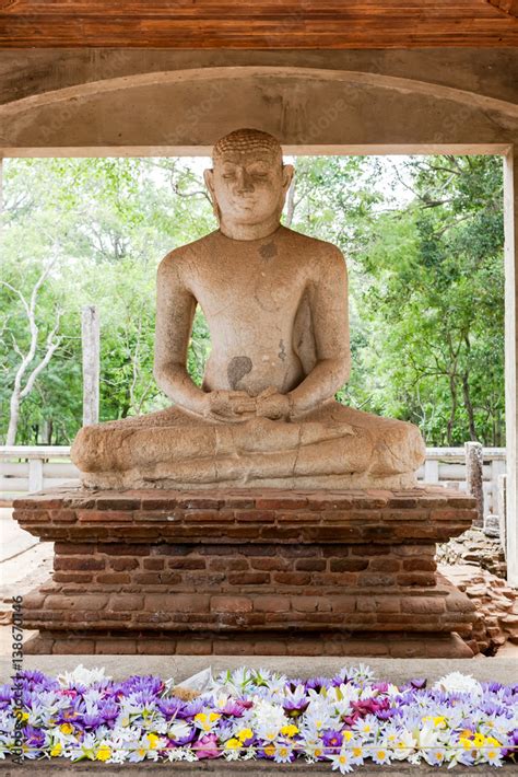 Samadhi Buddha Statue