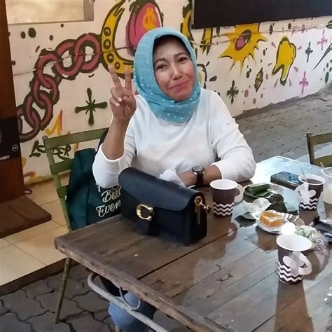 Tak Tahan Dipoligami Ini 6 Potret Ida Murwani Istri Pertama Parto