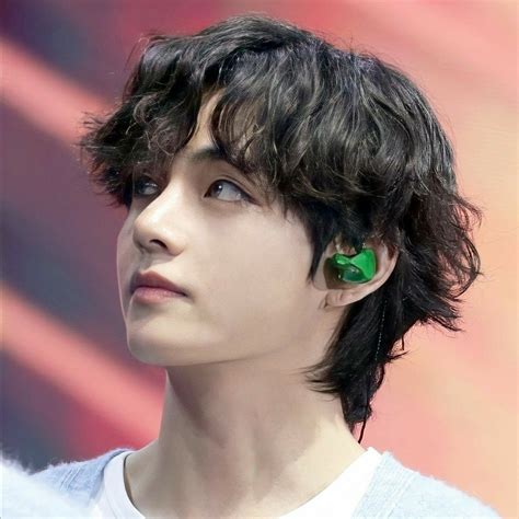 Kim Taehyung In 2023 Haircuts For Wavy Hair Wavy Hair Men Korean