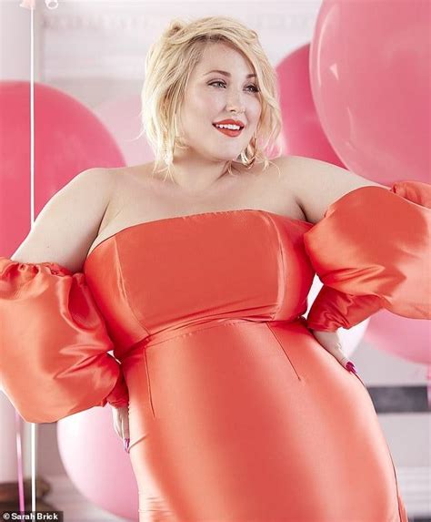 Hayley Hasselhoff Nude Pictures Uncover Her Attractive Physique