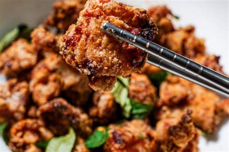 Air Fryer Salt And Pepper Chicken Super Crispy Nomadette