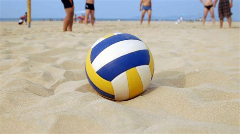 The Best Beach Volleyballs of 2021 [Buying Guide ] - Seaside Planet