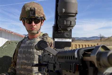 Senior Gunner Course Sgt Austin Vrotney A Soldier Assign Flickr