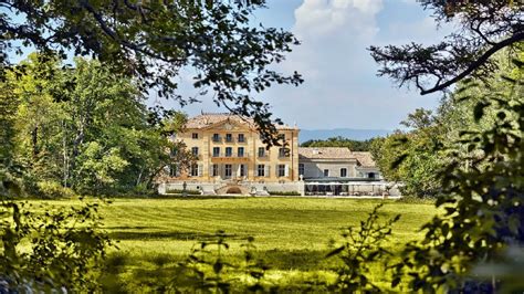 Chateau De Fonscolombe Aix En Provence France Youtube