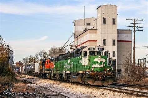 Bnsf Emd Gp Ac Cn Memphis Subdivision A Photo On Flickriver