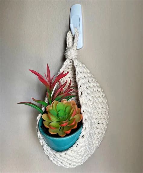 Awesome Crochet Plant Hanger Patterns