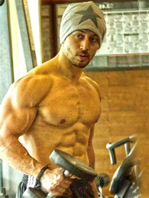 Birthday Special 8 Times Tiger Shroff Set Unreal Fitness Goals