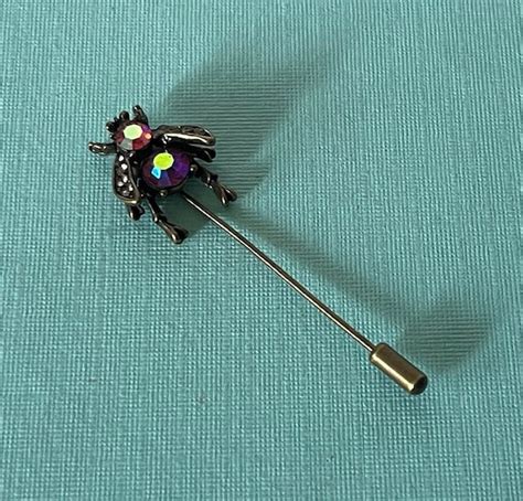 Vintage Rhinestone Bumble Bee Gem