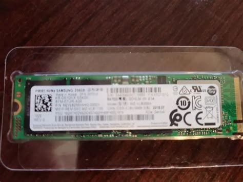 SAMSUNG 256GB PM981A Nvme Pcie M 2 Ssd Mzvlb256Hbhq 000L7 7 51